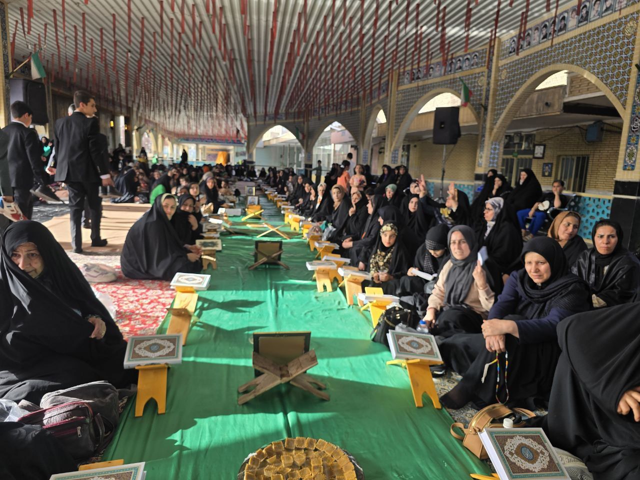 محفل قرآنی به یاد شهید رئیسی برگزار شد