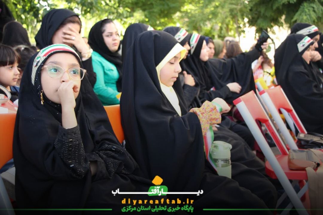 مراسم گرامیداشت شهید جمهور در کتابخانه استاد دهگان