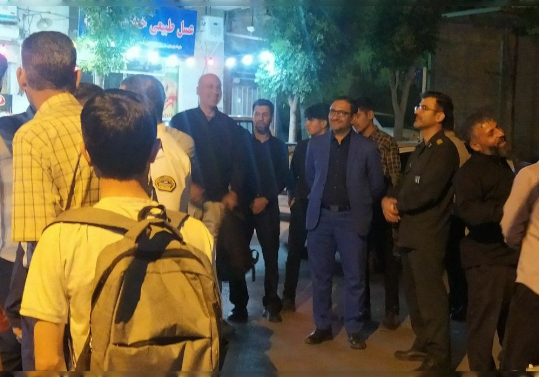 اعزام ۲۰۰ نفر از خنداب به مرقد امام