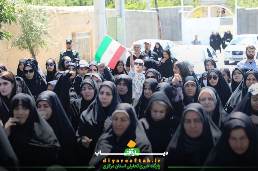 مراسم تشییع شهدا در اسفندان