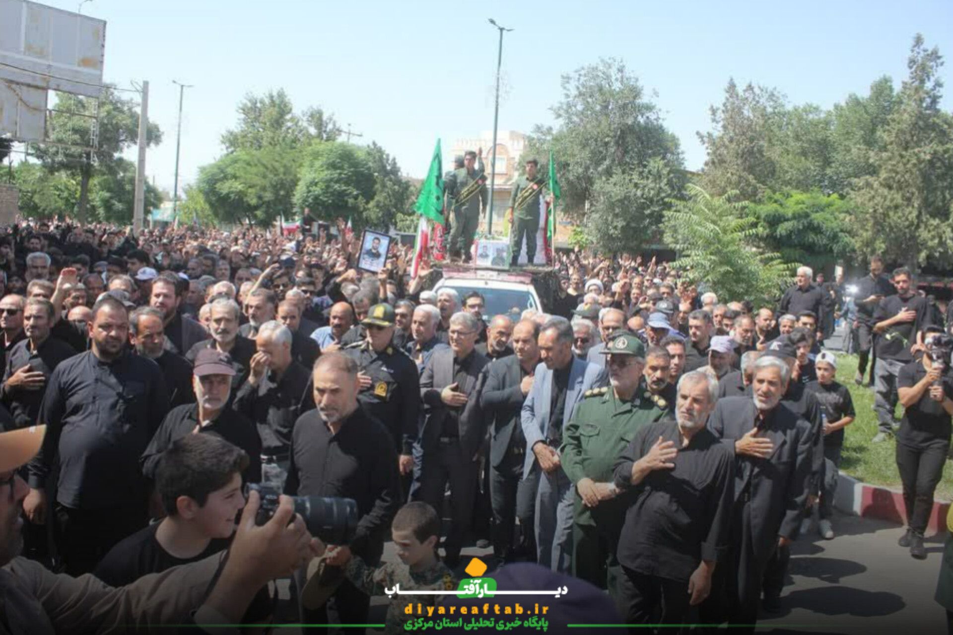 برگزاری تشییع پیکر شهید «محمد انصاری» در خمین