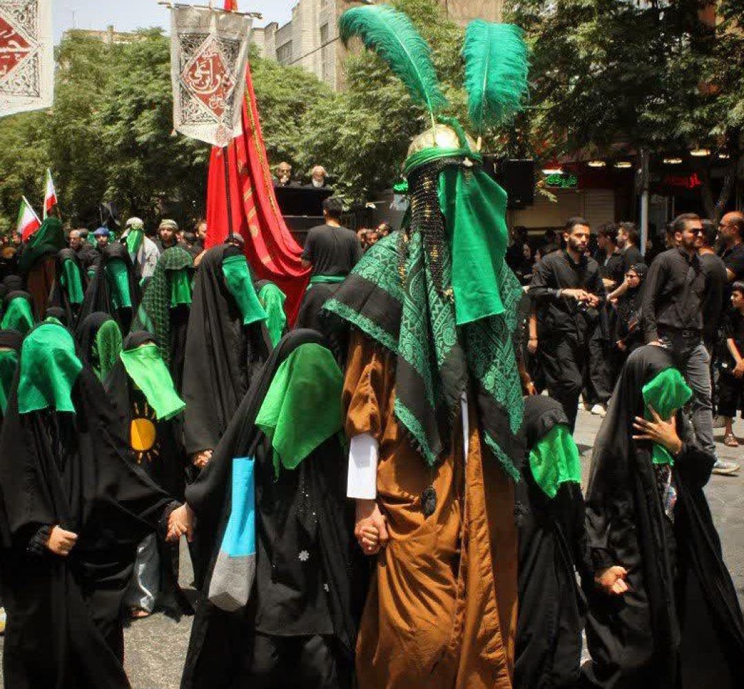 ساوه در غم عاشورا میگرید