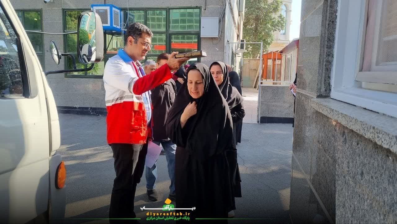 حضور فعال تیم پزشکی هلال احمر در کربلا