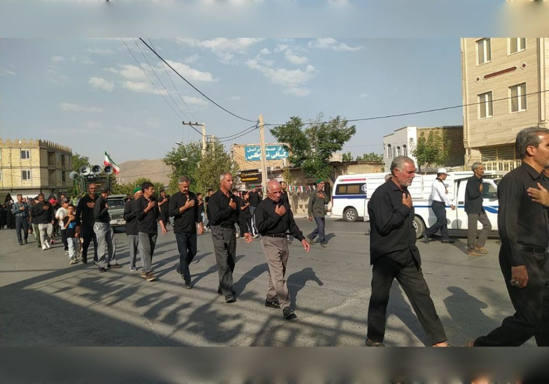 مراسم جاماندگان اربعین در خنداب برگزار شد