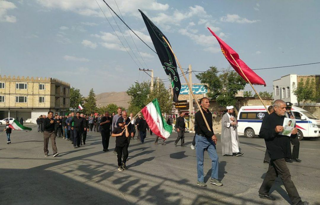 مراسم جاماندگان اربعین در خنداب برگزار شد