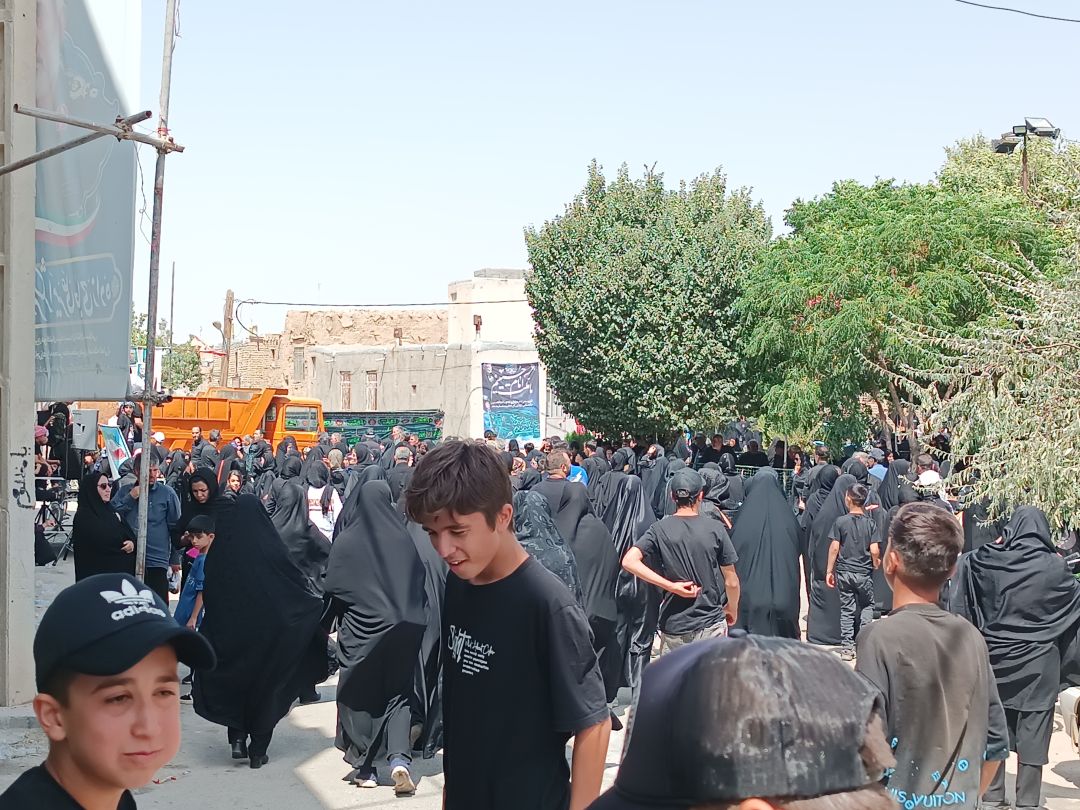 قدم‌هایی در مسیر عشق حسینی در کمیجان