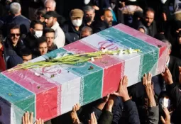 دعوت پدر شهید فراهانی برای مهمانی لالهها