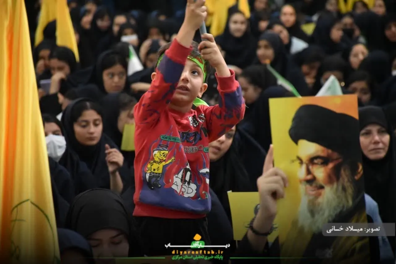 تجمع ۴ هزار نفری دانش‌آموزی استان مرکزی