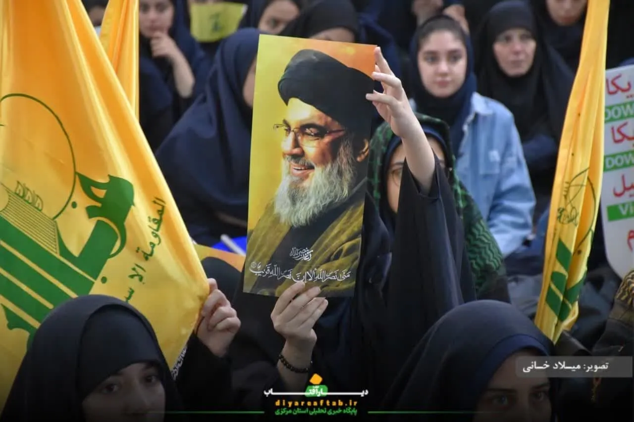 تجمع ۴ هزار نفری دانش‌آموزی استان مرکزی