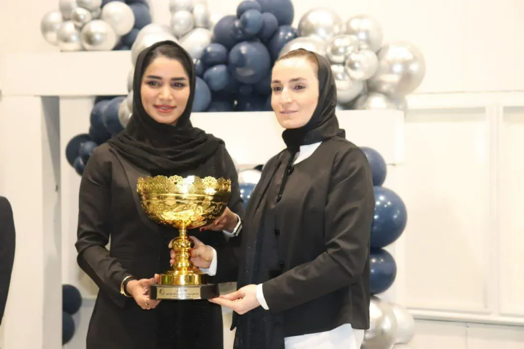 آئین تجلیل از قهرمانان دو و میدانی