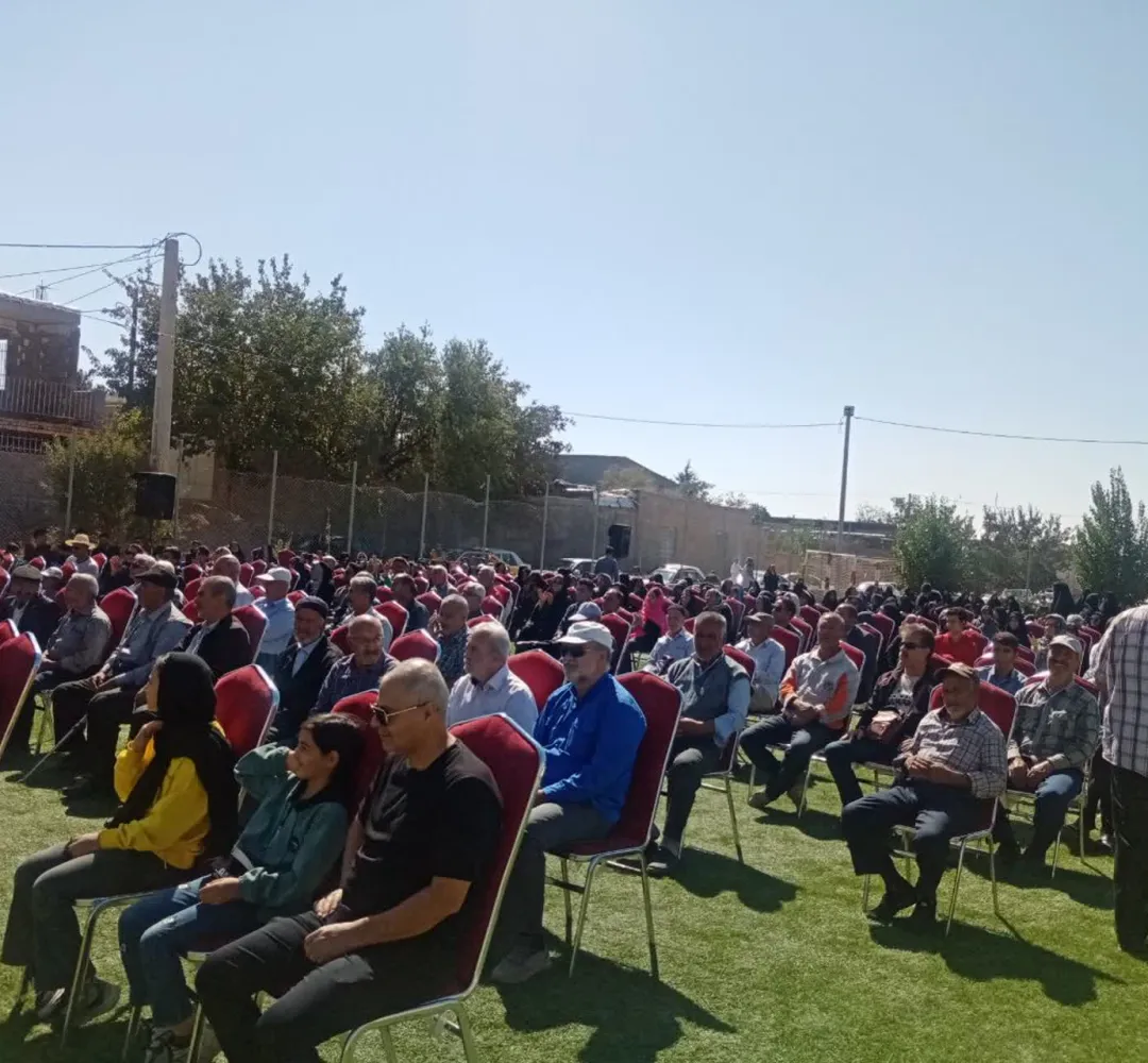 جشنواره روز ملی روستا در جوشقان برگزار شد