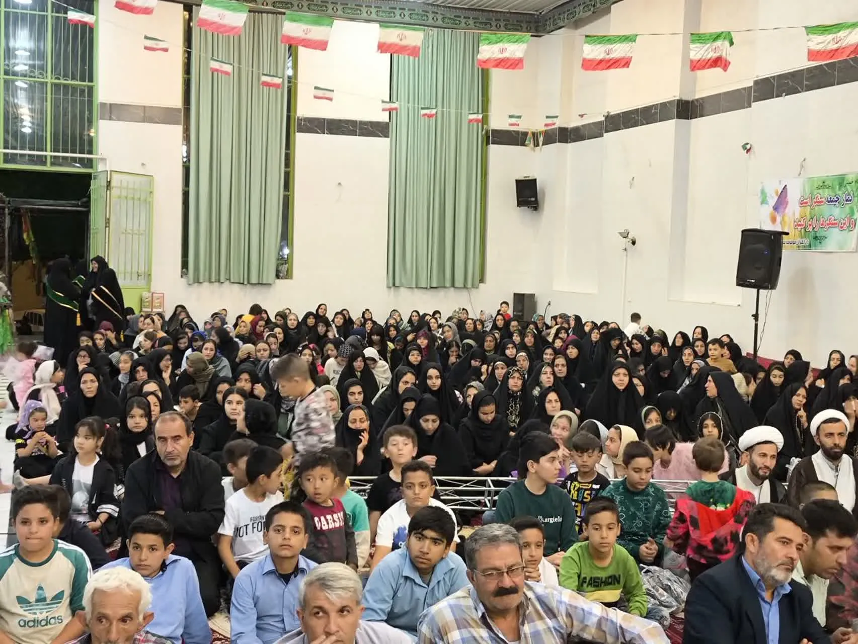یادواره  شهدای آوه برگزار شد