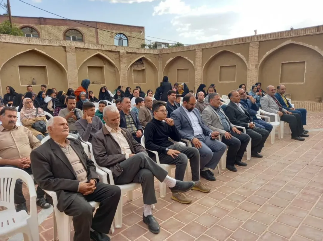 جشنواره سوغات محلی نراق برگزار شد