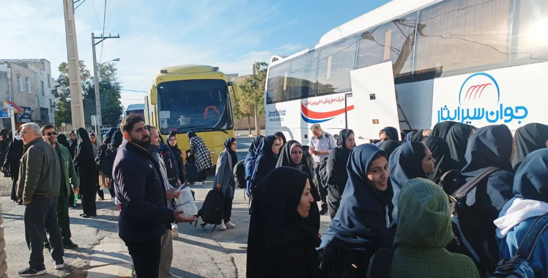 اعزام ۲۲۰دختر کمیجانی به اردوی راهیان نور
