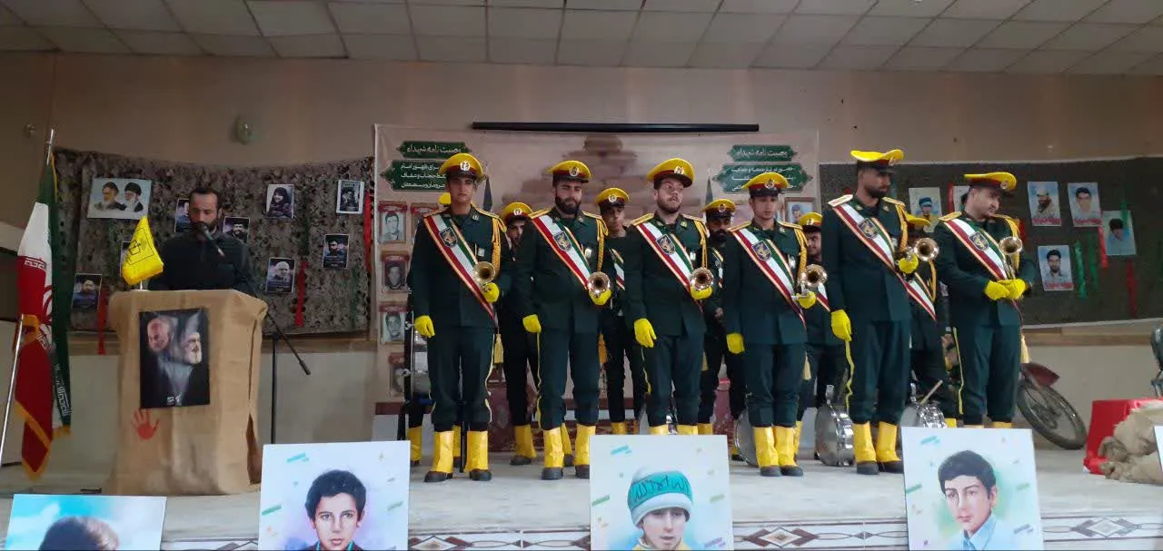 یادواره لاله‌های روشن در فراهان برگزار شد