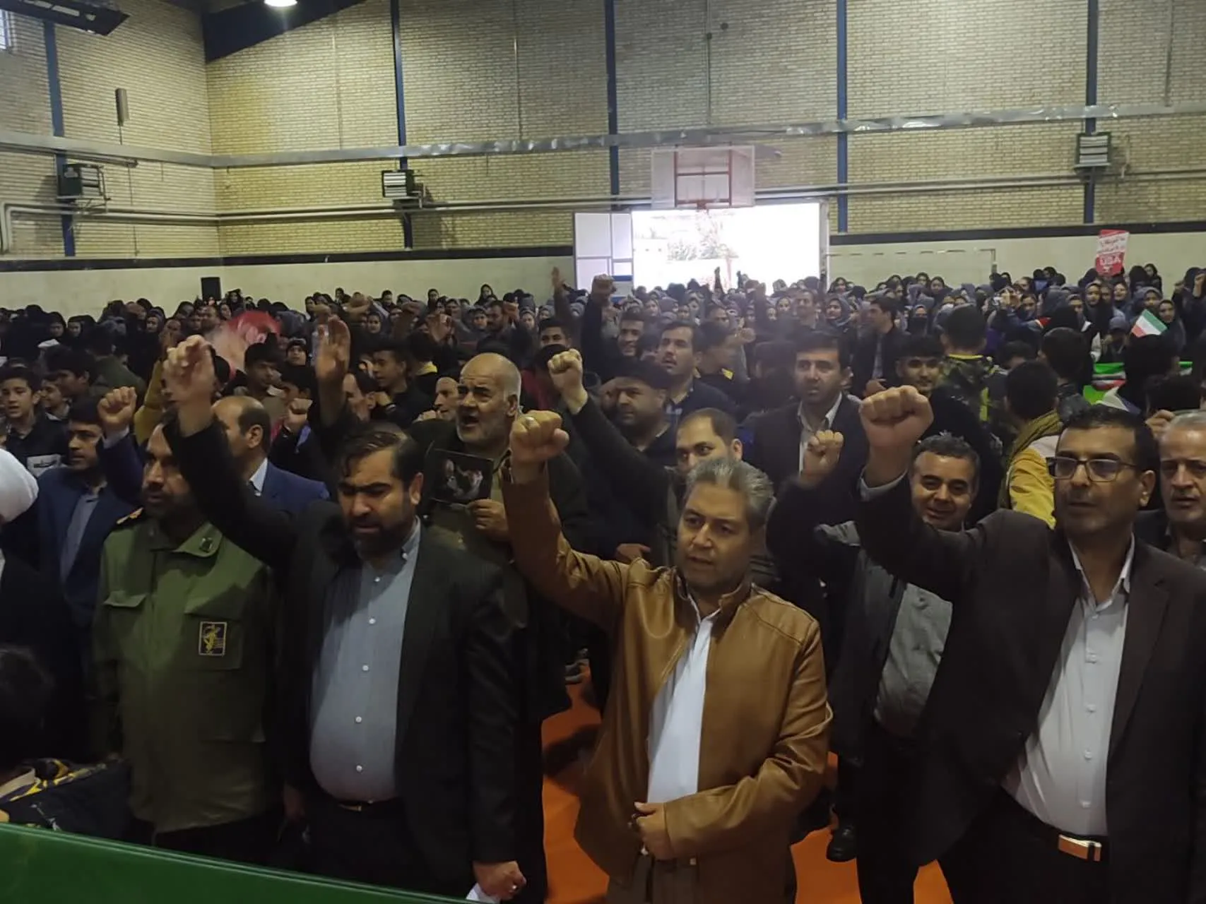 راهپیمایی یوم الله ۱۳ آبان در فراهان
