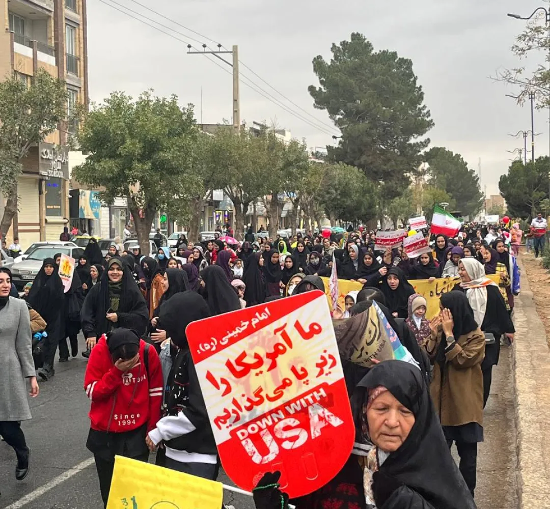 برگزاری راهپیمایی حماسهساز ۱۳ آبان در زرندیه