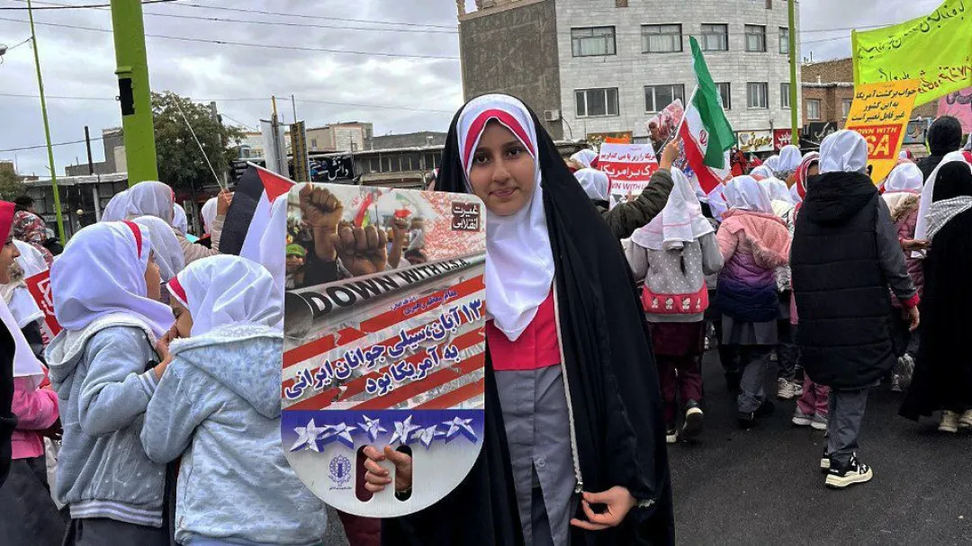 راهپیمایی پرشور ۱۳ آبان در کمیجان