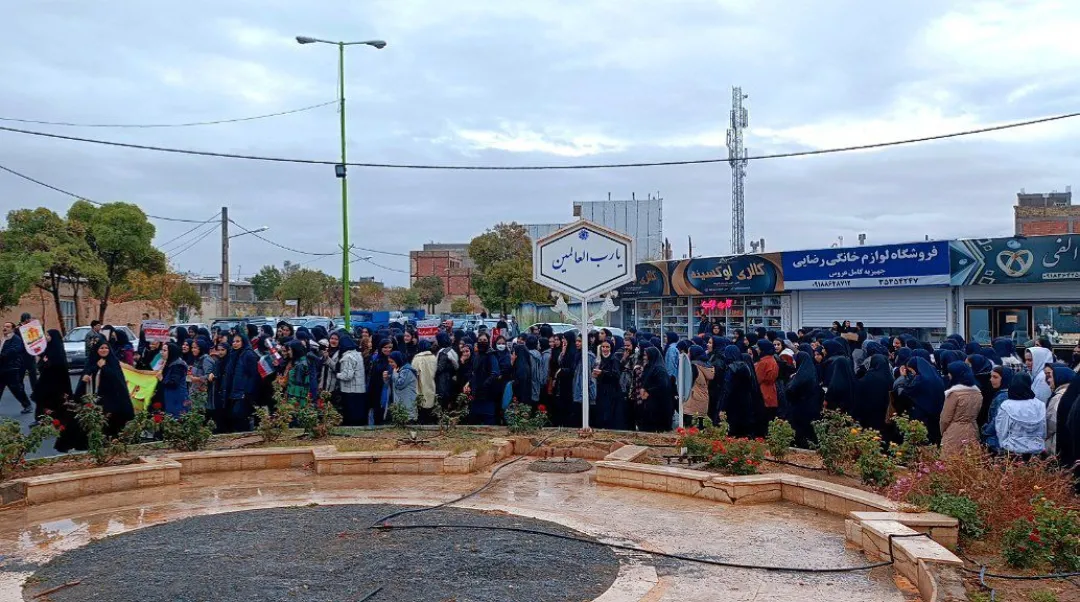 راهپیمایی پرشور ۱۳ آبان در کمیجان