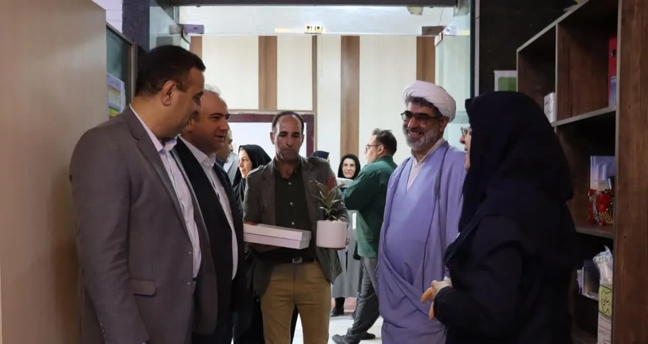 ادای احترام جامعه پزشکی به شهدا