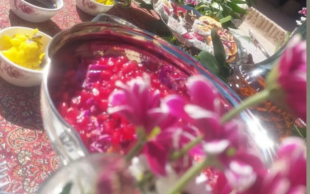 عطر غذاهای سنتی در دل جشنواره انار ساوه