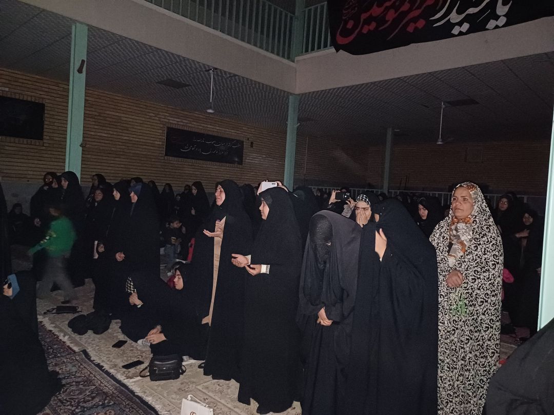 مراسم وداع با شهید گمنام در فراهان