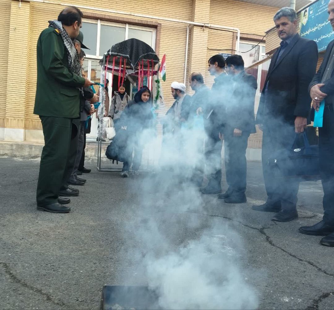 اعزام ۱۲۰ دانشآموز فراهانی به راهیان نور