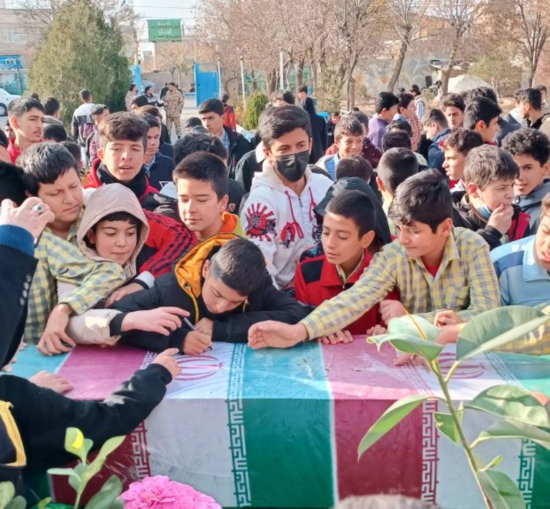 مدارس کمیجان میزبان شهید گمنام فاطمی