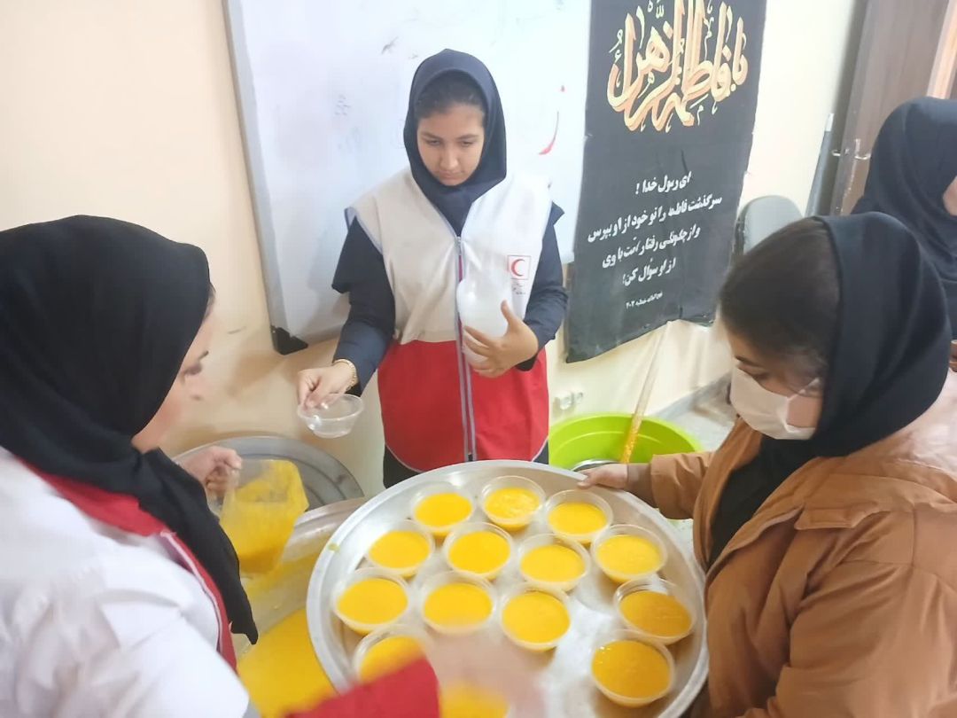 مراسم روز داوطلب هلال احمر در کمیجان