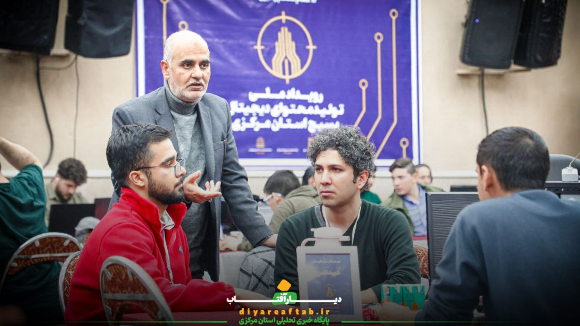 بازدید مسئولان از رویداد تولید محتوای دیجیتال بسیج