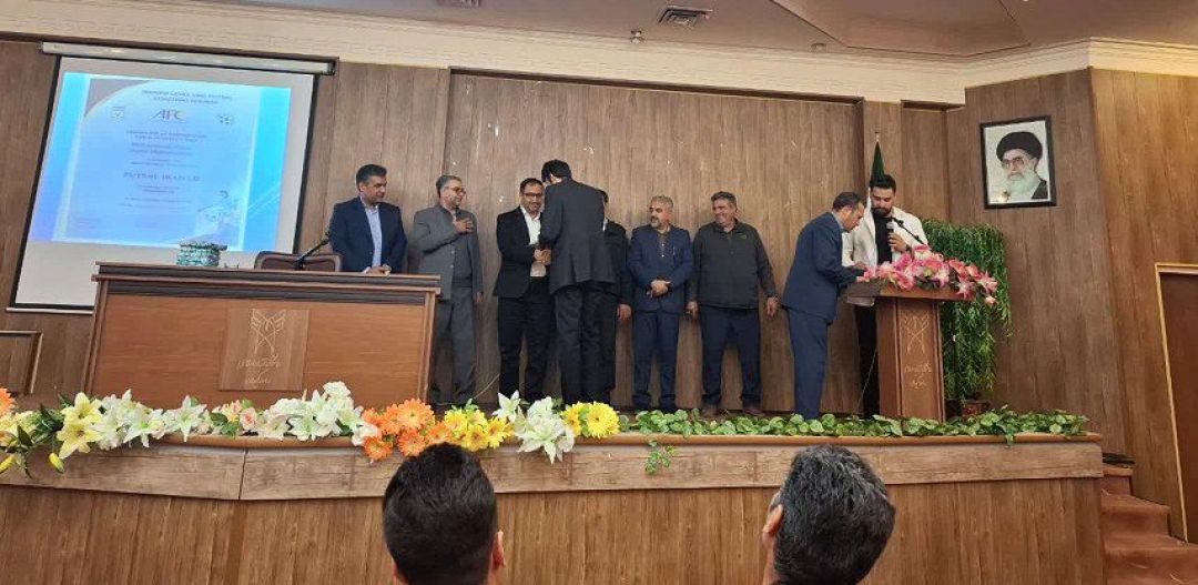 پژوهشگران کمیجان تجلیل شدند