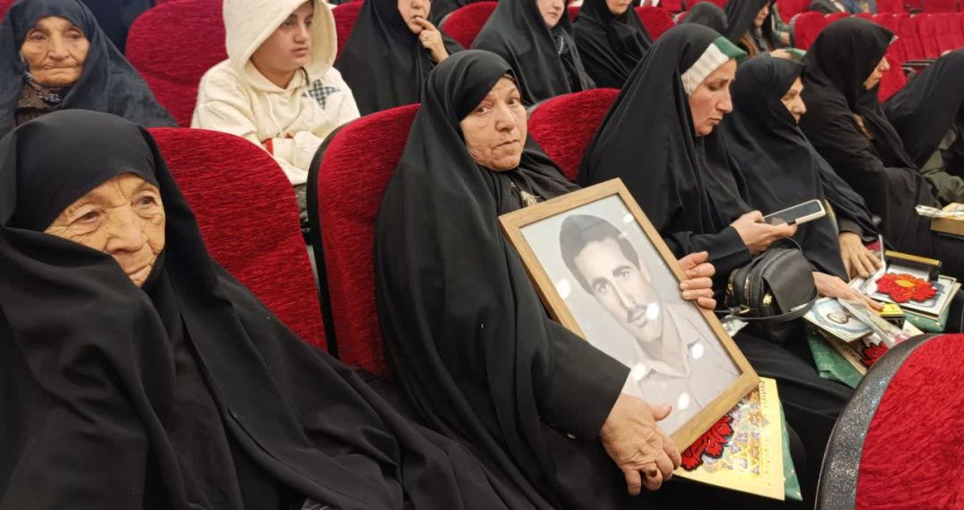 تقدیر مادران شهدا