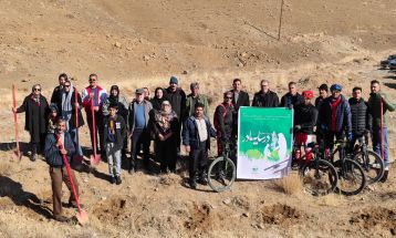 پویش نهال‌کاری «در سایه مادر» در تفرش