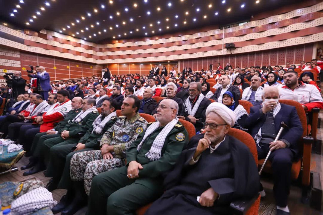 امدادگران کمیجانی در یادواره ۵۵ شهید امدادگر