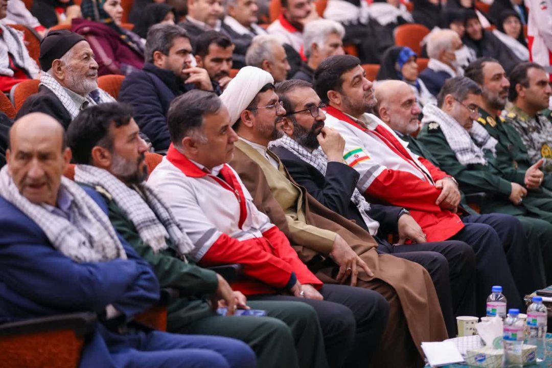 امدادگران کمیجانی در یادواره ۵۵ شهید امدادگر