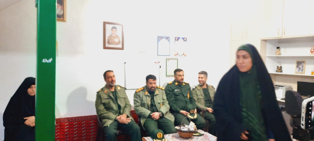 کارگاه خیاطی در زرندیه افتتاح شد