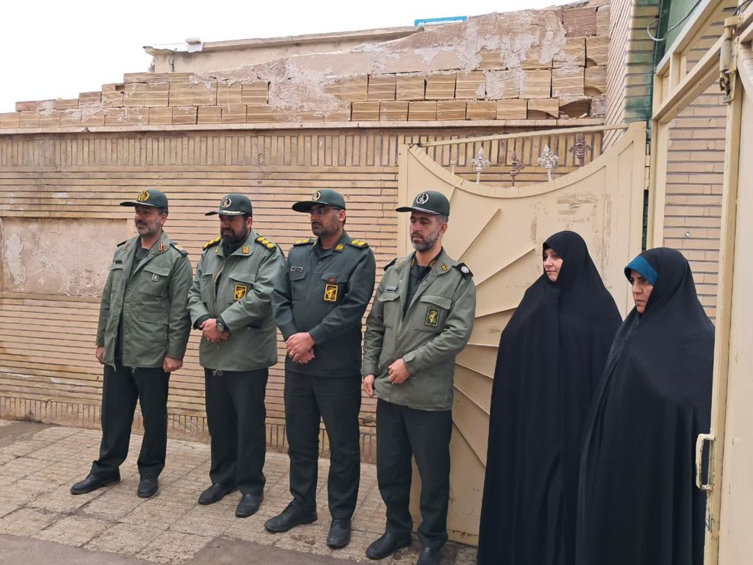 کارگاه خیاطی در زرندیه افتتاح شد