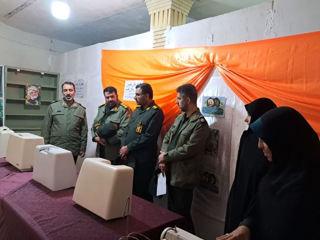 کارگاه خیاطی در زرندیه افتتاح شد