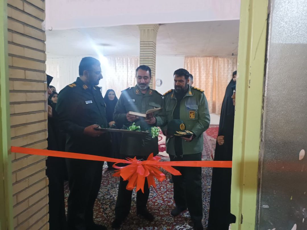 کارگاه خیاطی در زرندیه افتتاح شد