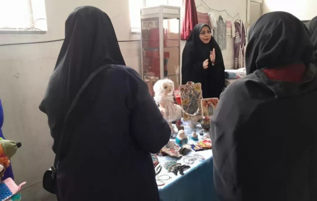 افتتاح نمایشگاه عرضه محصولات بانوان کارآفرین ساوجی