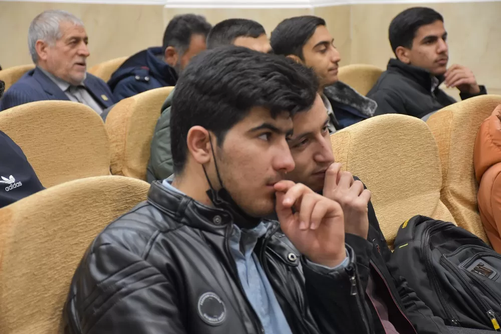برگزاری نشست جهاد تبیین و انتخابات در اراک