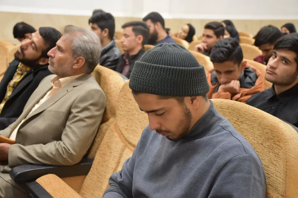 برگزاری نشست جهاد تبیین و انتخابات در اراک