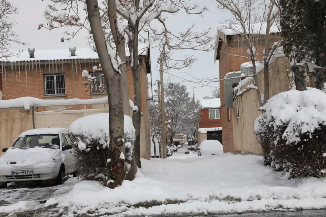 زیبایی‌های اراک در یک روز برفی