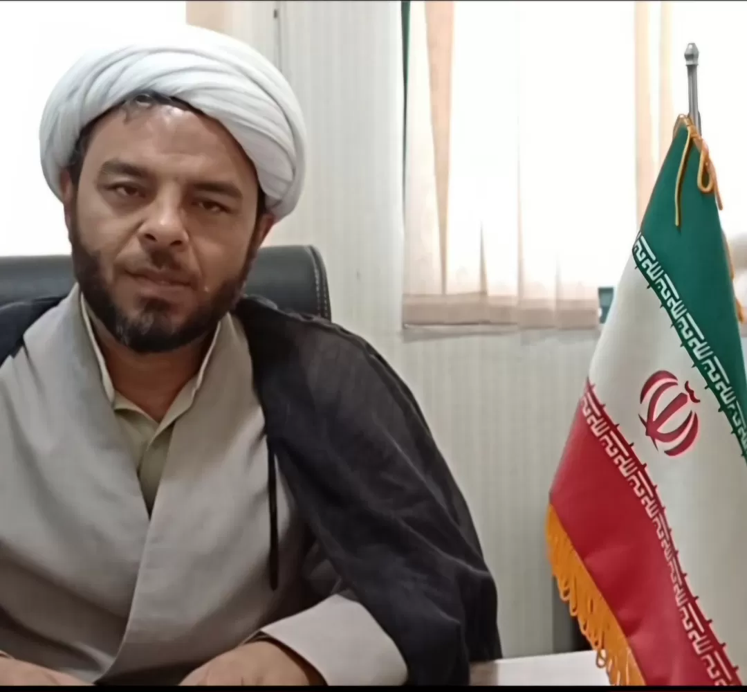 جهان از آثار و برکات مکتب امام(ره) برخوردار شد
