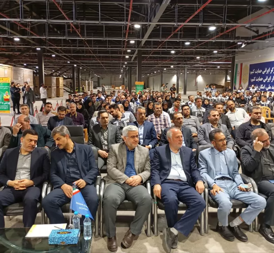 افتتاح بزرگترین خط تولید پنل خورشیدی کشور در خمین