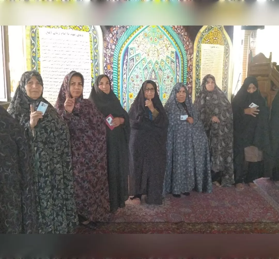 حضور مردم روستای «آدشته» خنداب در انتخابات
