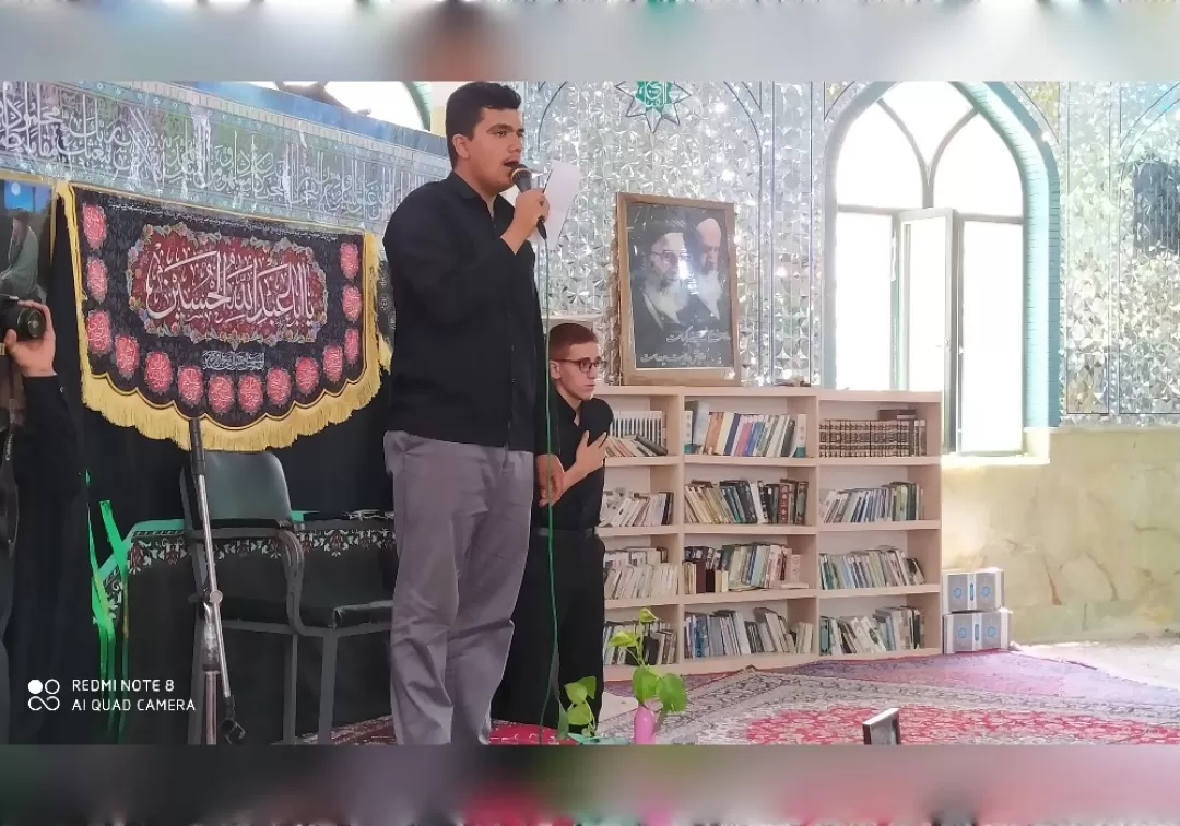 مراسم احلی من‌العسل در خنداب برگزار شد