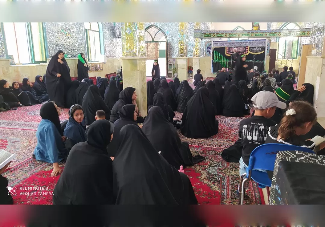 مراسم احلی من‌العسل در خنداب برگزار شد
