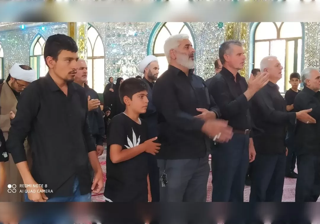مراسم احلی من‌العسل در خنداب برگزار شد