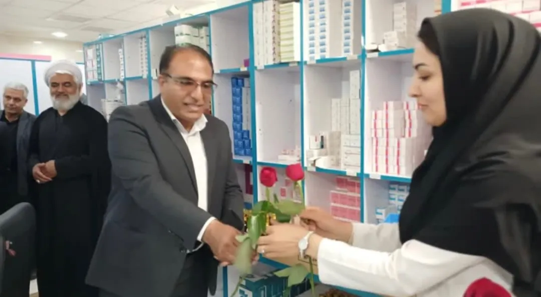 تقدیر از پزشکان زرندیه